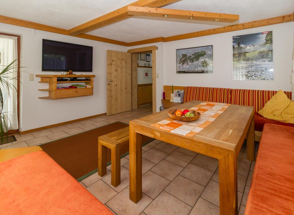 Haus Thomas Appartement Telfs Buitenkant foto